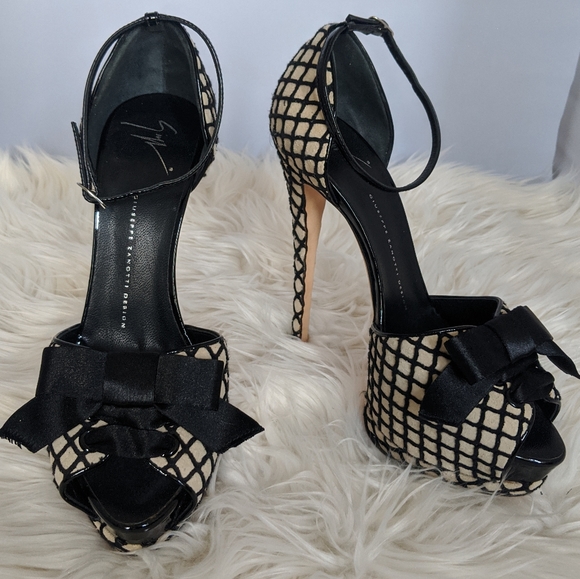 Giuseppe Zanotti Blk/Wht Peep Toe Heels Sz 39.5 - Picture 6 of 7